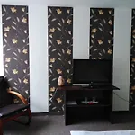 Bed & Breakfast Tavi Panzio Es Etterem