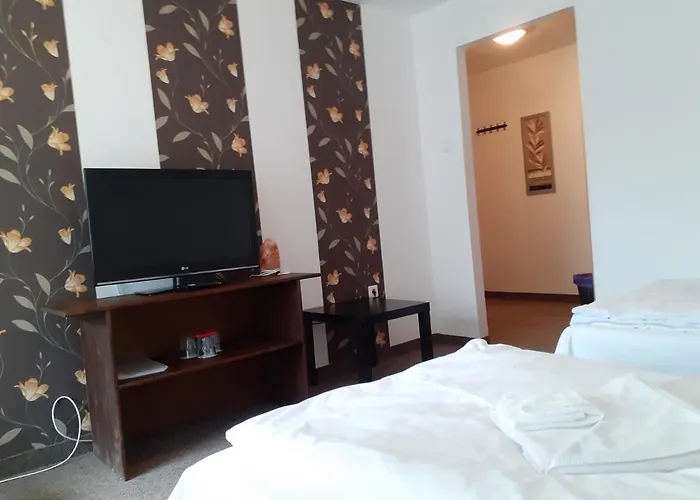 B&B Tavi Panzio Es Etterem 3*