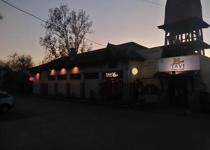 Tavi Panzio Es Etterem Veresegyház